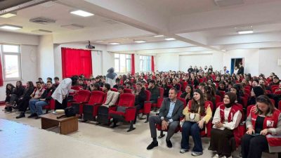 Düzce İbn-i Sina Mesleki ve Teknik Anadolu Lisesi’nde Kızılay tanıtımı,