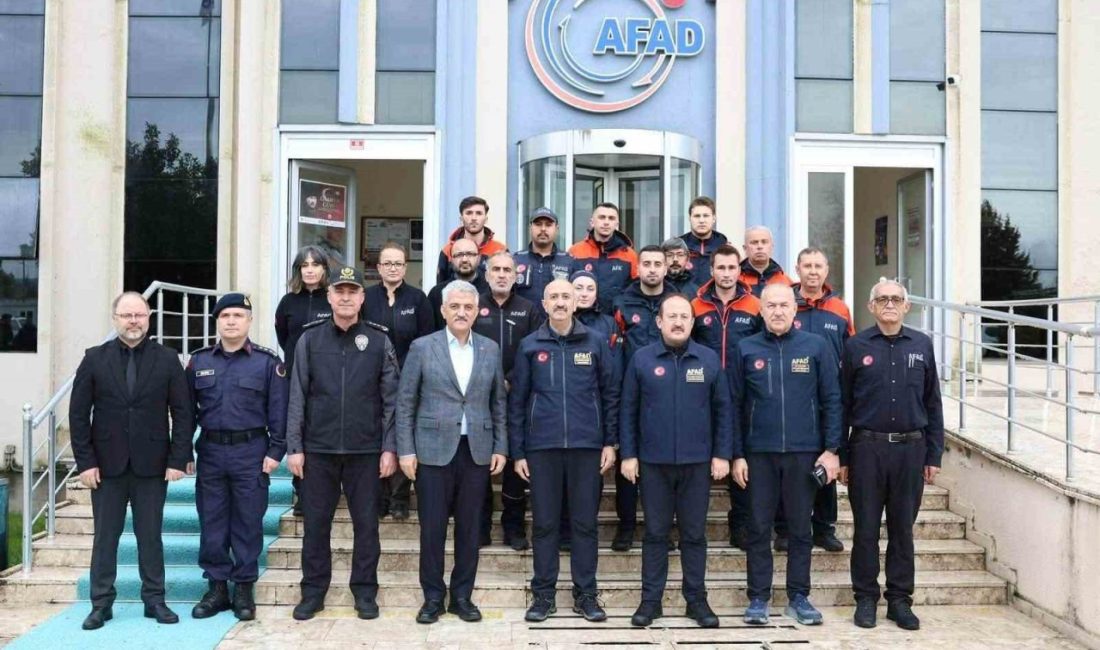 İçişleri Bakan Yardımcısı Dr. Mehmet Cangir ve Düzce Valisi Mehmet