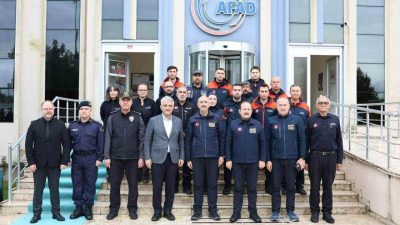 İçişleri Bakan Yardımcısı Dr. Mehmet Cangir ve Düzce Valisi Mehmet