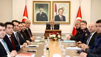 DÜZCE (İHA) – Düzce Valisi Mehmet Makas başkanlığında Genişletilmiş İl
