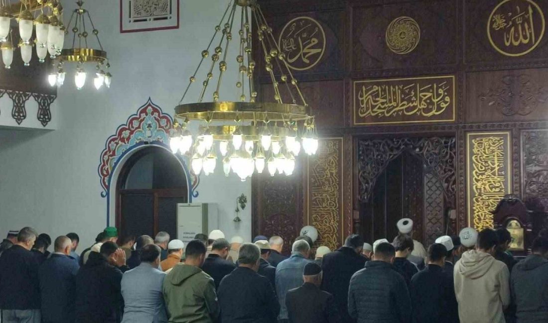 Aydın’ın Efeler ilçesinde İlçe Müftülüğü Gençlik Koordinatörlüğü tarafından düzenlenen sabah