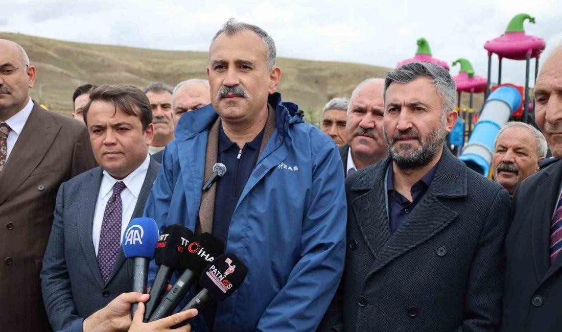 Ağrı’nın Eleşkirt ilçesinde yaklaşık 40 dekar alan üzerine kurulan Güneykaya