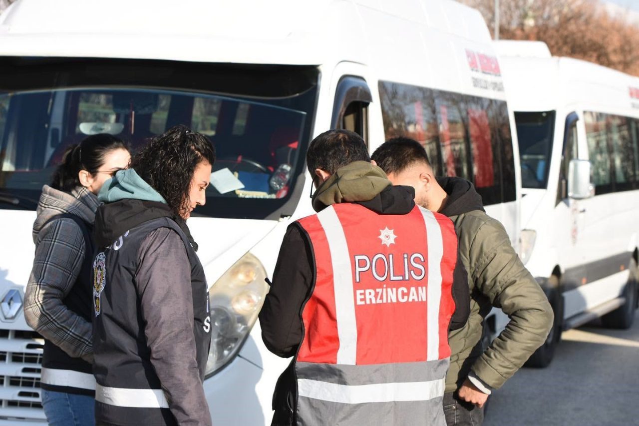 Erzincan’da öğrencilerin güvenli bir ortamda eğitimlerini sürdürebilmeleri amacıyla okul çevrelerinde