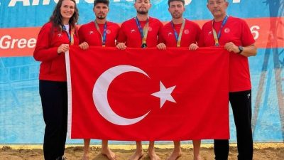 Yunanistan’ın Olympia kentinde düzenlenen Europe Air Badminton Continental Championships müsabakalarında
