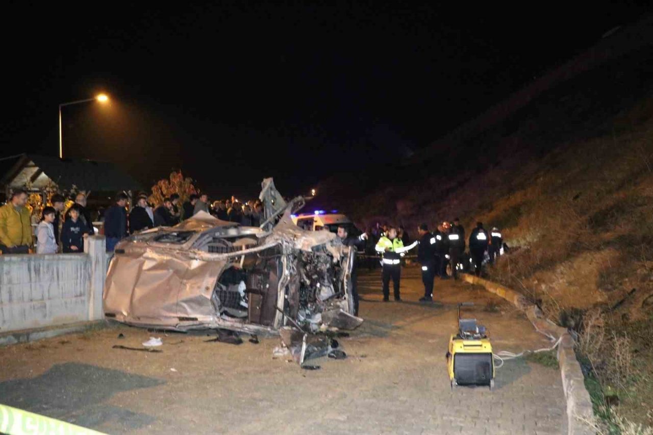 Erzurum’un Oltu ilçesinde meydana gelen trafik kazasında hayatını kaybeden gencin