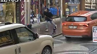 Kastamonu’da bir saldırganın caddede etrafa rastgelele ateş açarak 4 kişiyi