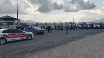 Gaziantep’te jandarma ekiplerince 540 okul ve çevrelerinde yapılan huzur-güven-asayiş uygulamasında