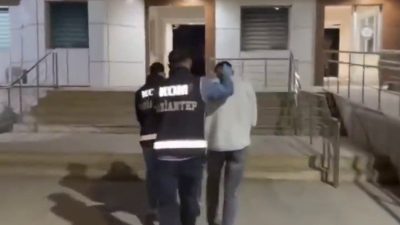 Gaziantep’te ruhsatsız faaliyet gösterdiği belirlenen diş kliniğine yapılan operasyonda 3