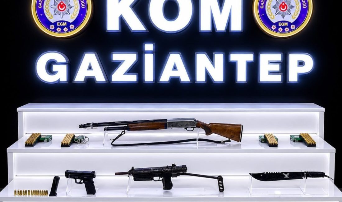 Gaziantep’te polis ekiplerinin silah kaçakçılarına yönelik düzenlediği operasyonda 3 adet
