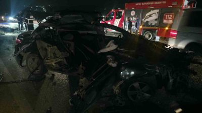 Hatay’da otomobil ile traktörün çarpıştığı kazada 3 kişi yaralandı. Kaza;