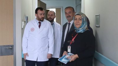 Düzce Atatürk Devlet Hastanesi’nde Hasta Hakları Günü kapsamında düzenlenen programda,