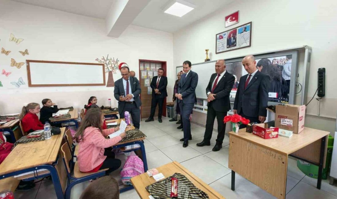 Hisarcık’ta birinci sınıf öğrencilerinin Kaymakam Erkan Atam ve Belediye Başkanı