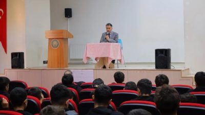 Bayburt İl Müftüsü Basri Bektaş, İmam Hatipliler Haftası kapsamında Anadolu
