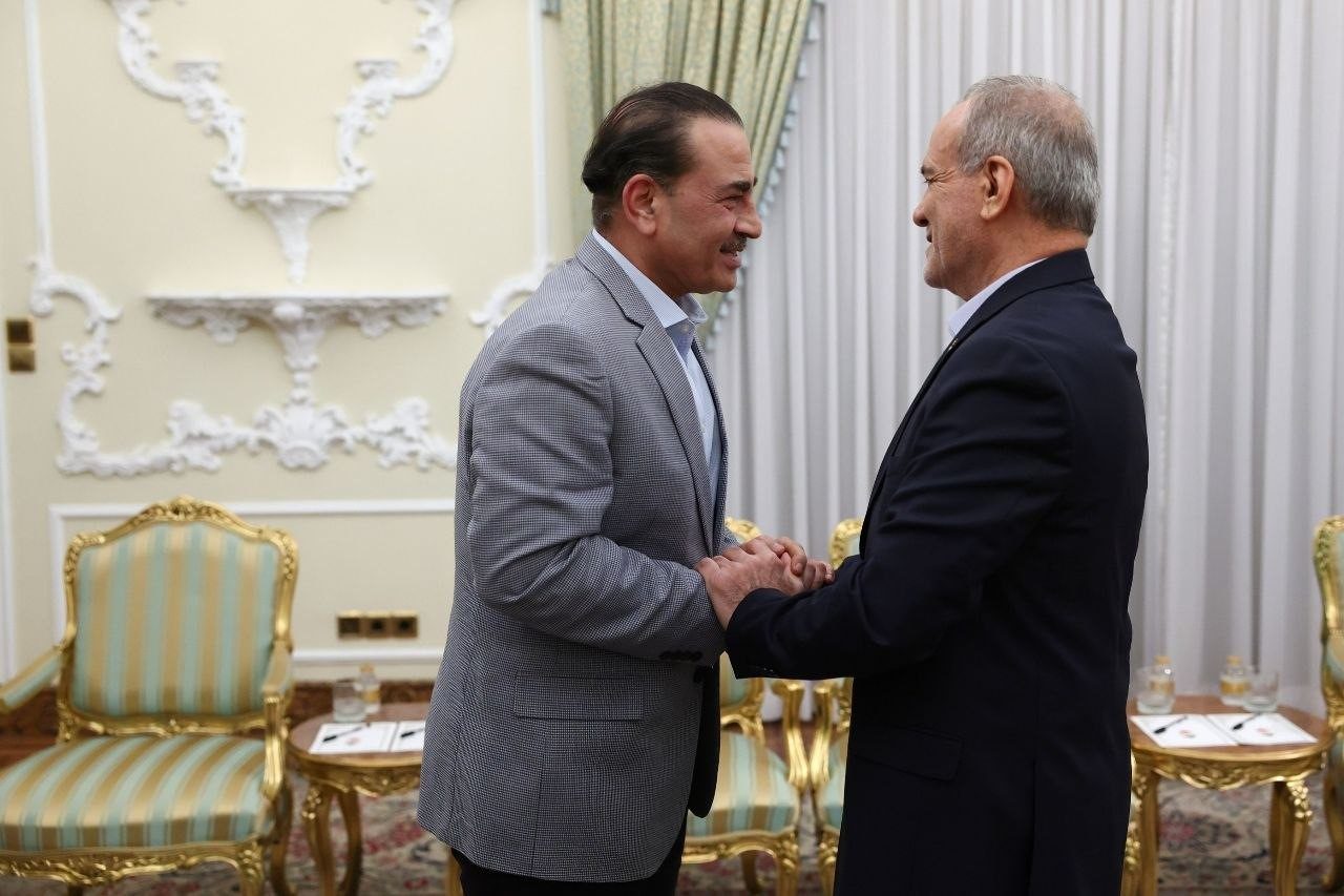 İran Cumhurbaşkanı Mesud Pezeşkiyan, Pakistan Genelkurmay Başkanı Mareşal Asım Munir