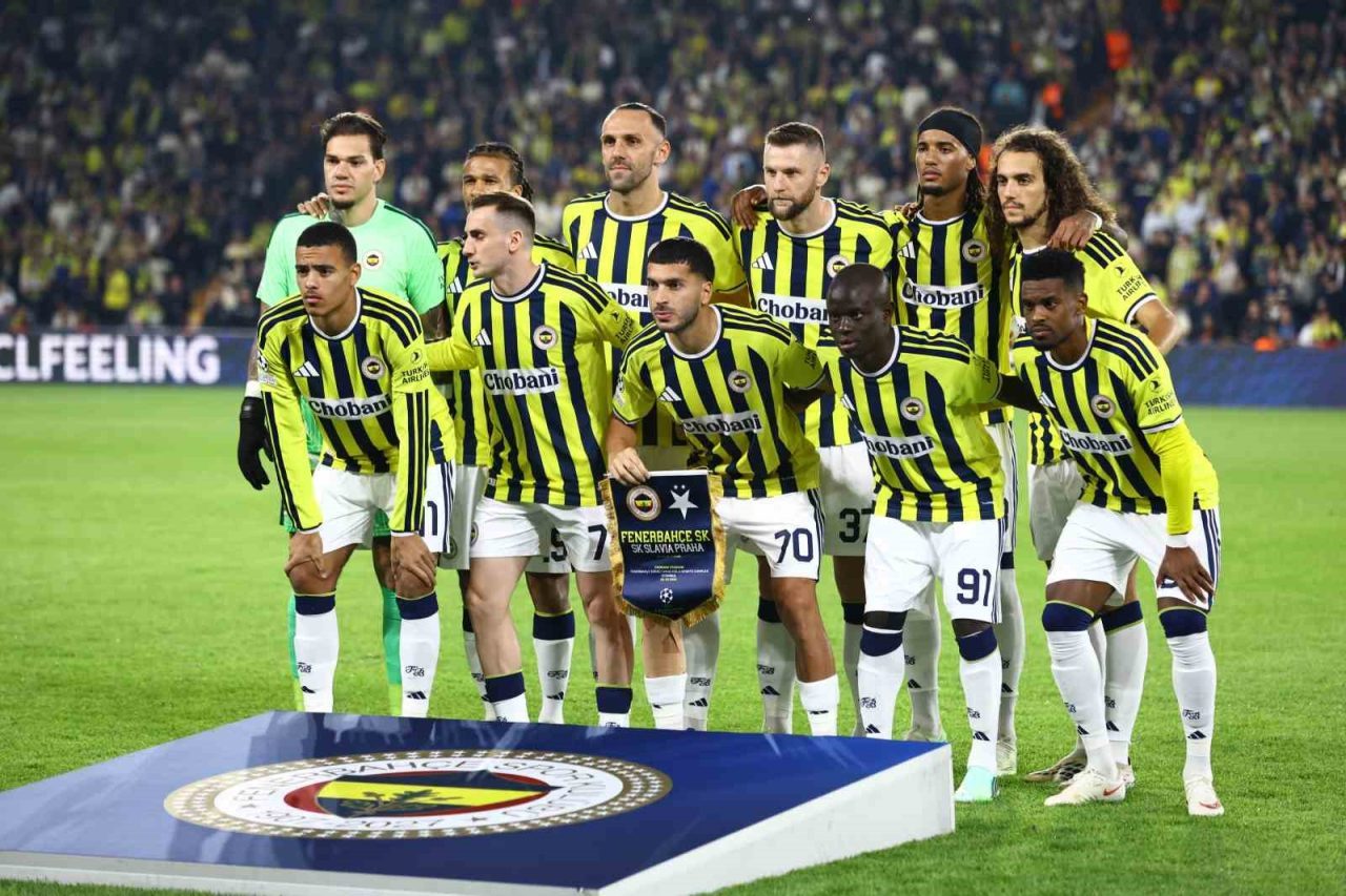 Fenerbahçe Teknik Direktörü İsmail Kartal, son oynadıkları Alanyaspor maçı 11’ine