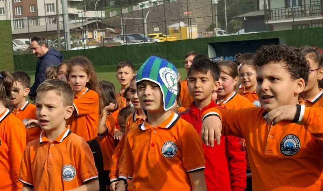 Rize’nin İyidere ilçesinde anaokulu ve ilkokul öğrencilerine yönelik ’Gençlik Şöleni’