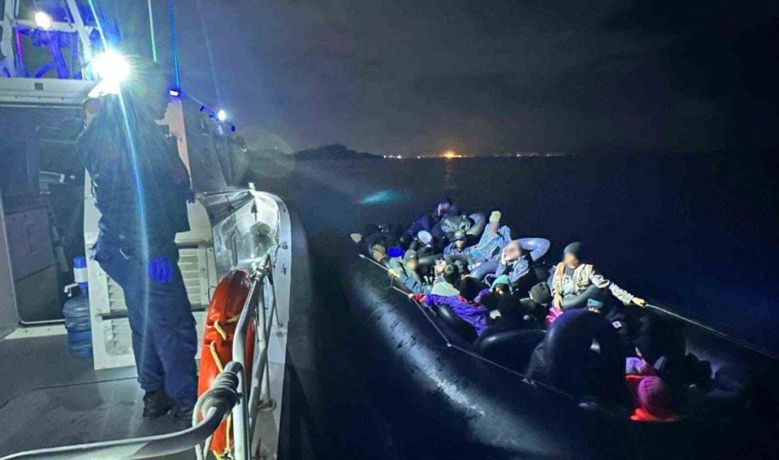 İzmir’in Menderes, Foça ve Aliağa ilçeleri açıklarında Sahil Güvenlik Komutanlığı