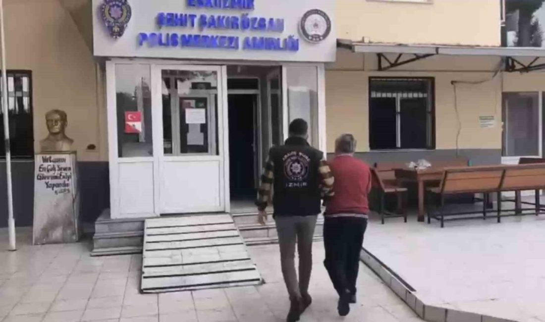 İzmir Emniyet Müdürlüğünün il genelinde 74 adrese düzenlediği eş zamanlı
