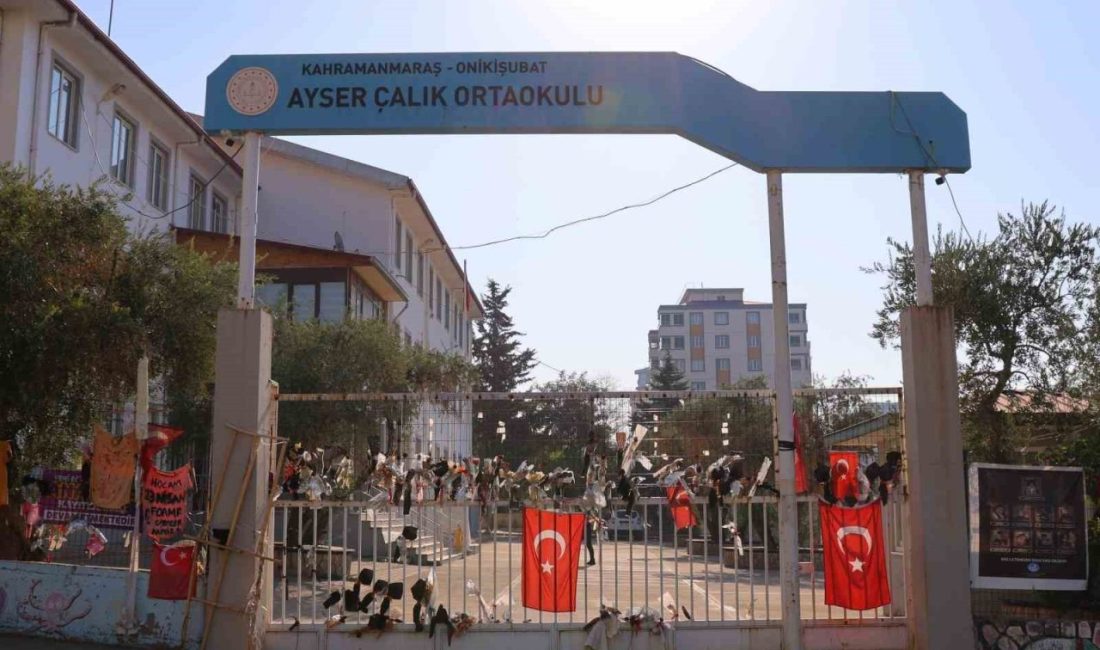 Kahramanmaraş’ta okul saldırısında hayatını kaybeden öğrencilerin isimleri kentteki bazı okullara