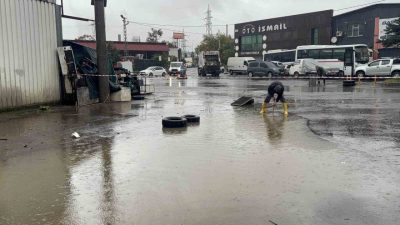 Zonguldak’ın Ereğli ilçesinde şiddetli yağışların ardından heyelanın meydana geldiği bölgedeki