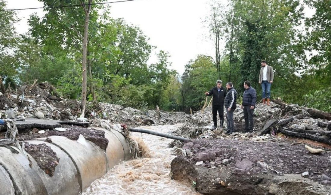 Kartepe’de şiddetli yağışın ardından su tahliyesi, yol temizliği ve hasar