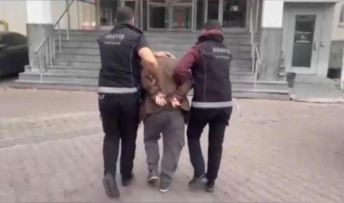 Kayseri’de polis ekipleri tarafından yapılan çalışmalarda, hakkında 3 farklı suçtan