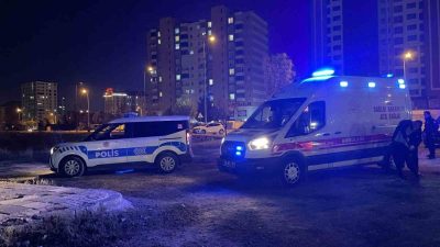 Kayseri’nin Melikgazi ilçesinde iki grup arasında çıkan bıçaklı kavgada 15