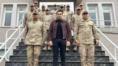 Erzincan’ın Kemah ilçesi Kaymakamı Resul Tutay, Alp Jandarma Karakol Komutanlığı’nı