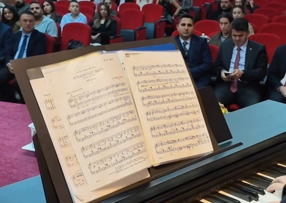 Kilis Valisi Ömer Kalaylı, müzik öğretmenleriyle bir araya gelerek çocukların
