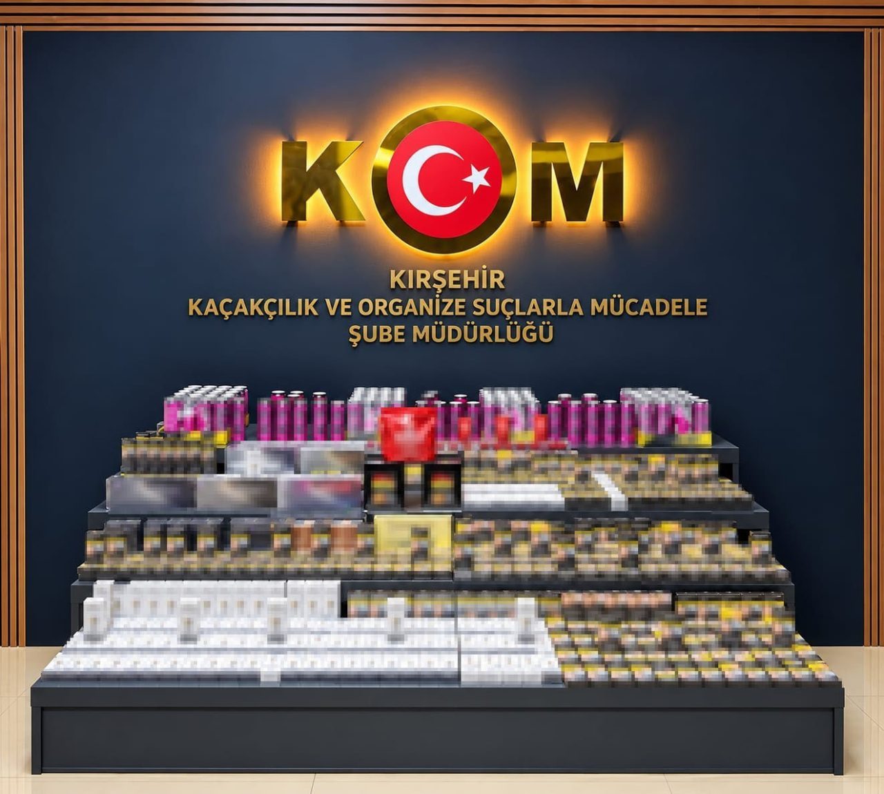 Kırşehir’de polis ekipleri tarafından durdurulan bir araçta 750 paket gümrük