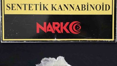 Kırşehir İl Emniyet Müdürlüğü ekiplerince yapılan çalışmalarda durdurulan bir otomobilden