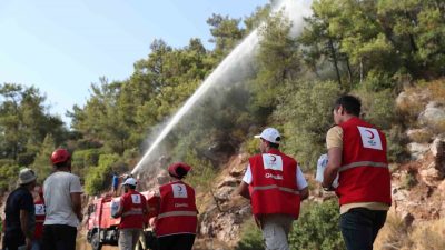 Türk Kızılay’ın gönüllü sayısı 500 bini aştı. Afetlere hazırlıktan toplum