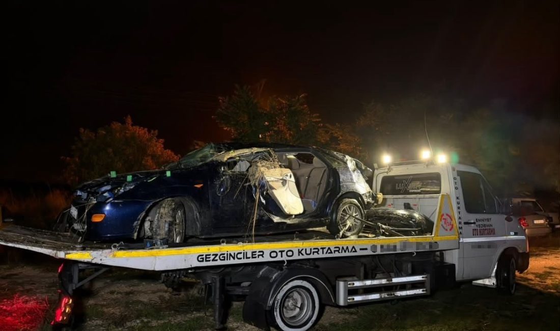 Karabük’ün Safranbolu ilçesinde sürücüsünün direksiyon hakimiyetini kaybettiği otomobilin takla atması