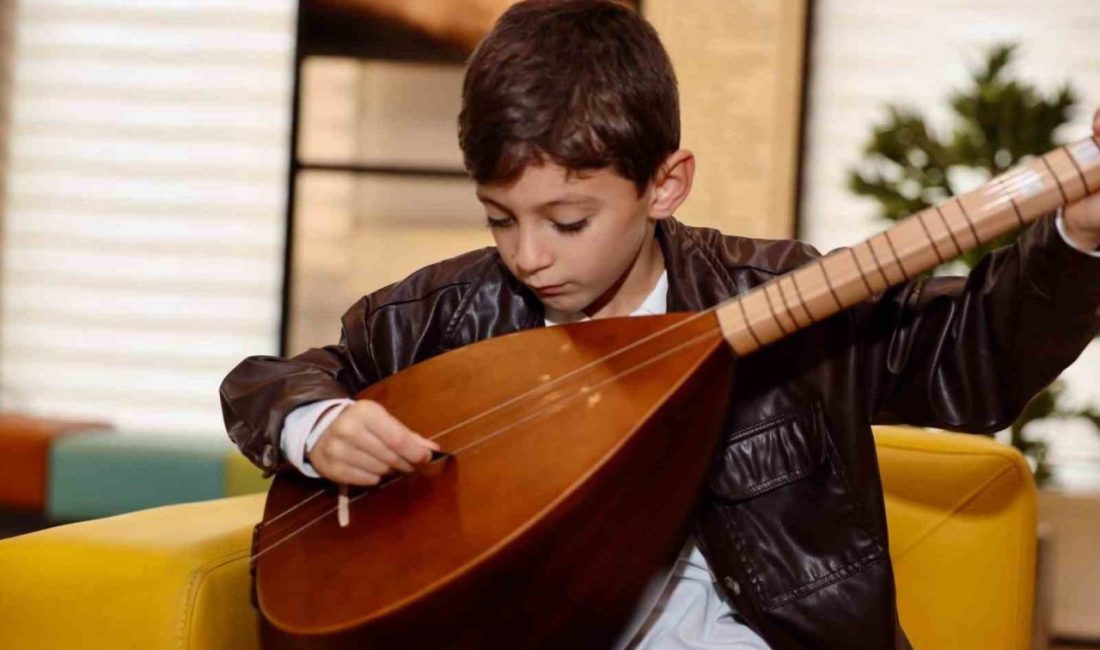 Körfez Belediyesi Sanat Merkezi’nde yeni eğitim dönemi başladı. Merkezde 7-25