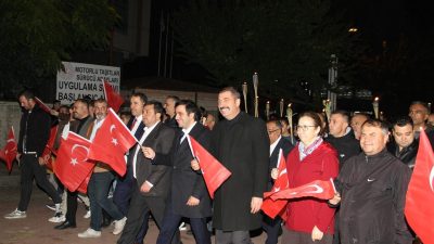 Manisa’nın Kula ilçesinde, 29 Ekim Cumhuriyet Bayramı kutlamaları kapsamında düzenlenen