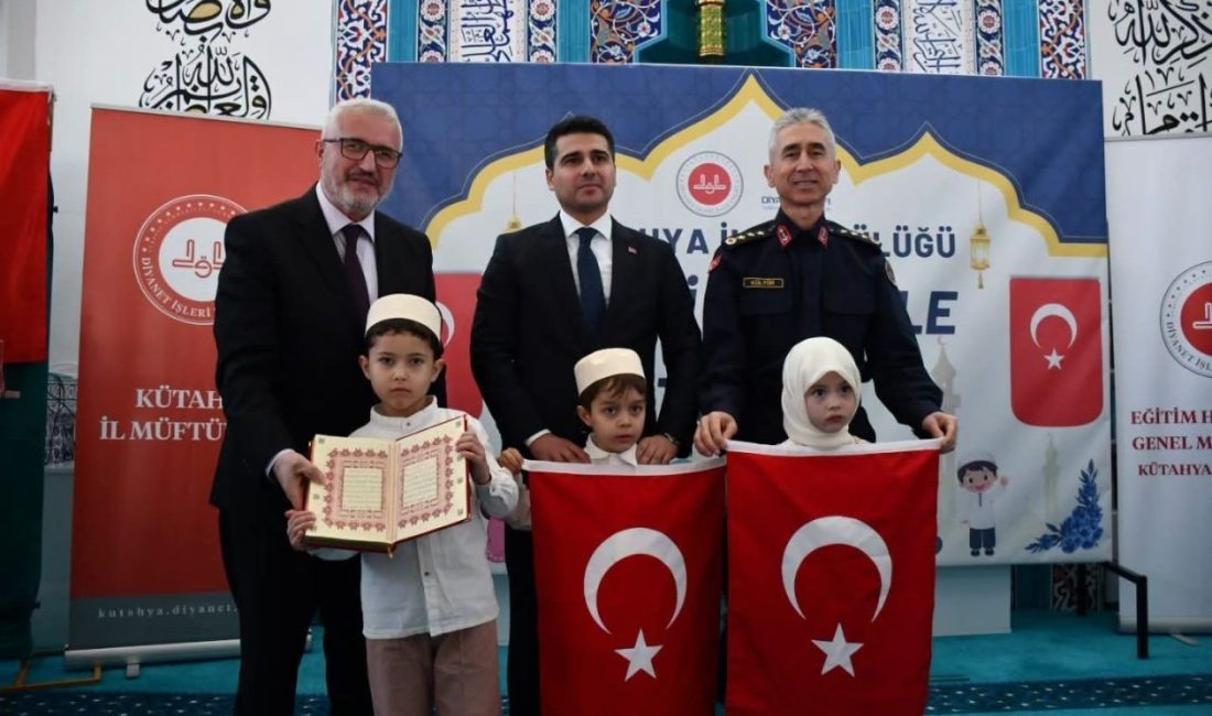 Kütahya İl Müftülüğüne bağlı Nezihe Uygun Kur’an Kursu’nda, minik öğrencilerin
