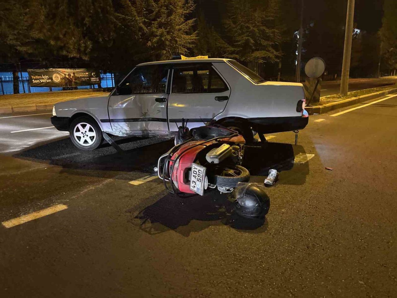 Kütahya’nın Tavşanlı ilçesinde otomobil ile motosikletin çarpışması sonucu 1 kişi