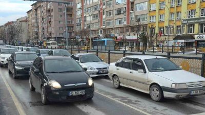 Kütahya’da otomobil sayısı son 10 yılda yüzde 34,4 artış gösterirken,