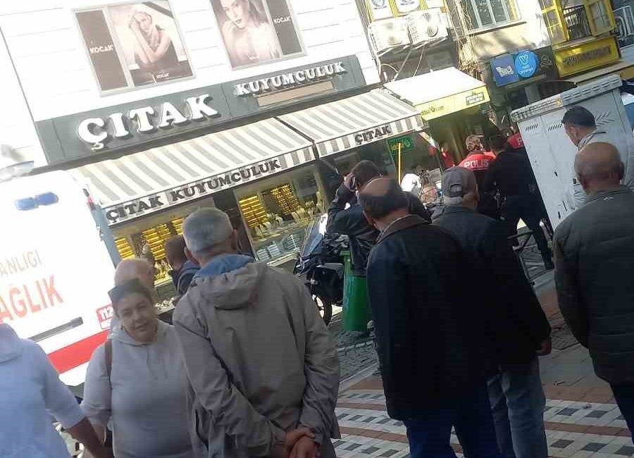 Kırklareli’nin Lüleburgaz ilçesinde yoldan geçen 2 kişinin yaralandığı silahlı kavganın