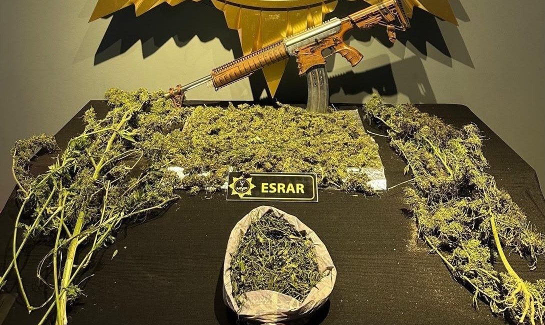 Malatya’da sokak satıcılarına yönelik düzenlenen uyuşturucu operasyonunda 2 kilo 50