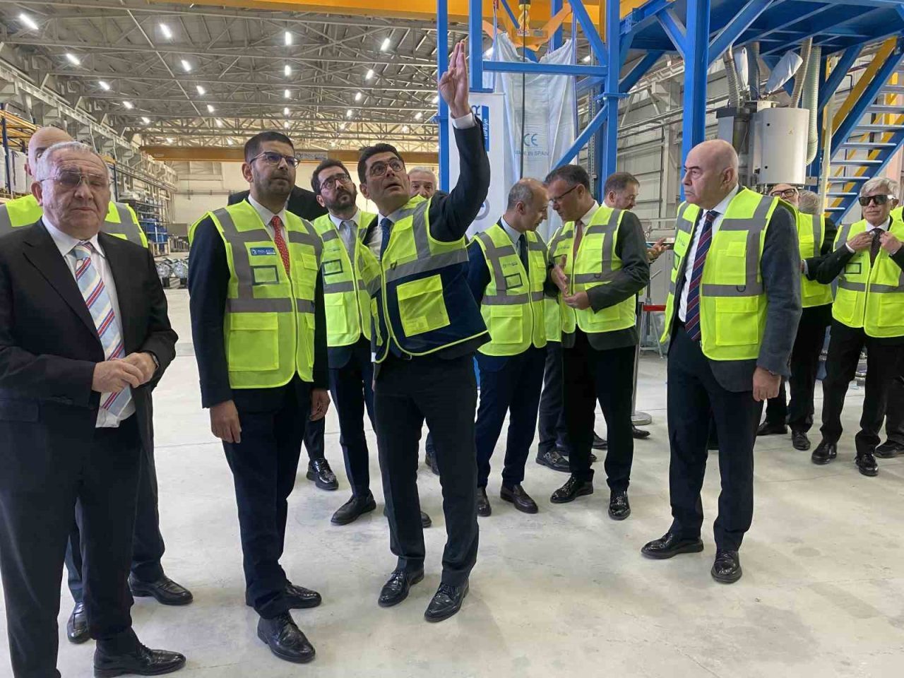 Manisa’nın Alaşehir ilçesinde yaklaşık 25 milyon avroluk yatırımla kurulan Molecor