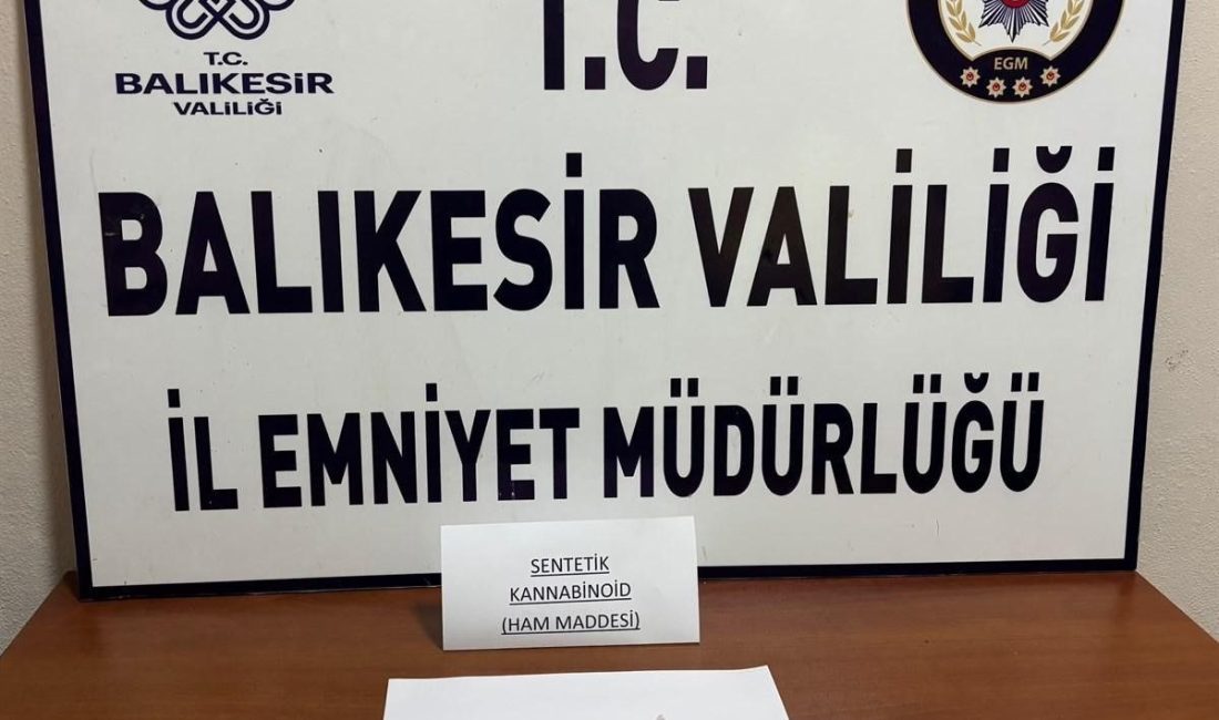 Balıkesir’in Manyas ilçesinde polis ekipleri tarafından durdurulan bir araçta yapılan