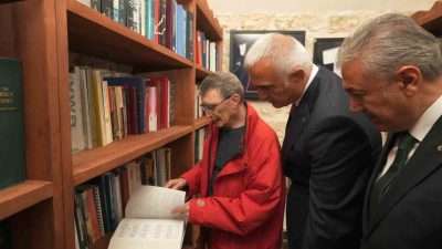 Kültür ve Turizm Bakanı Mehmet Nuri Ersoy, Nobel ödüllü bilim