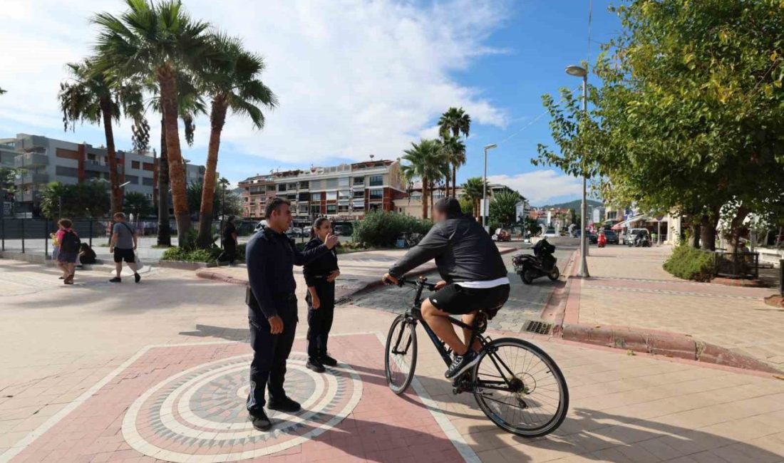 Marmaris Belediyesi Zabıta Müdürlüğü ekipleri, Sahil Yolu ve Kordon Caddesi’nde