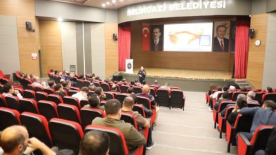 Hizmet içi eğitim programları ile personeline destek olan Melikgazi Belediyesi,