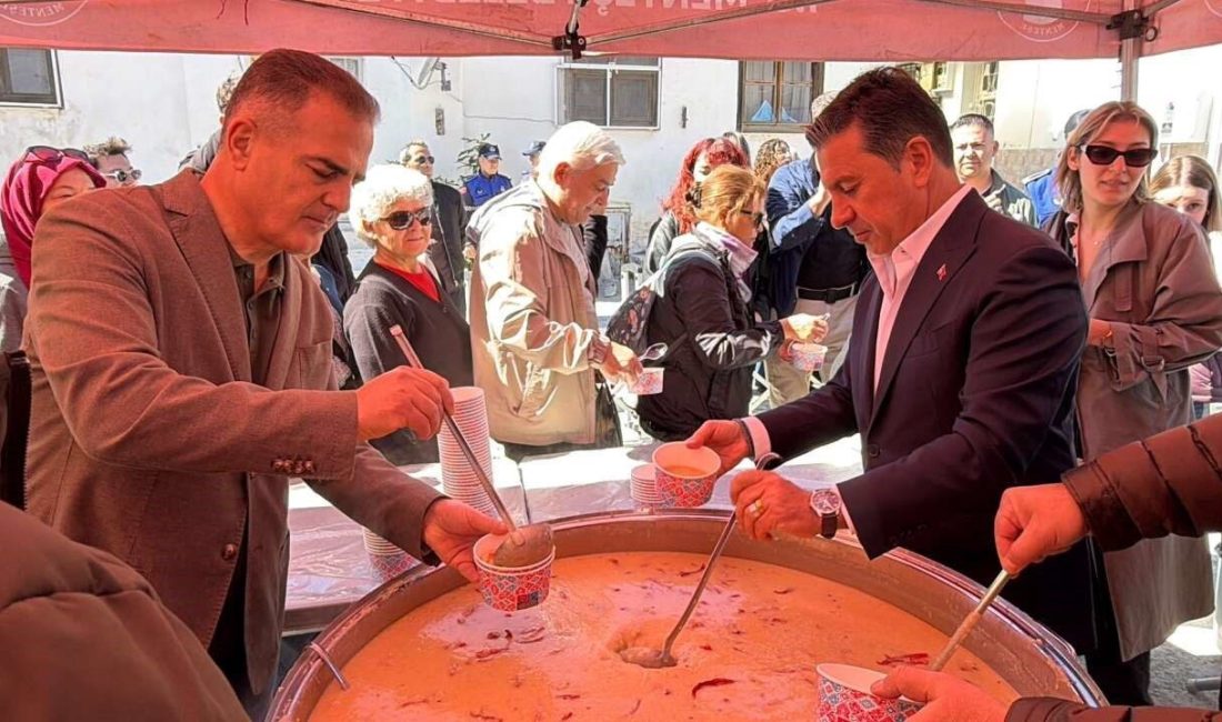 Muğla’da bu yıl 9’uncusu düzenlenen Tarhana Festivali, Saburhane Meydanı’nda çeşitli
