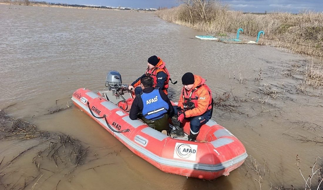 Edirne’de yasa dışı yollarla Yunanistan’a geçmeye çalışırken Meriç Nehri’ndeki bir