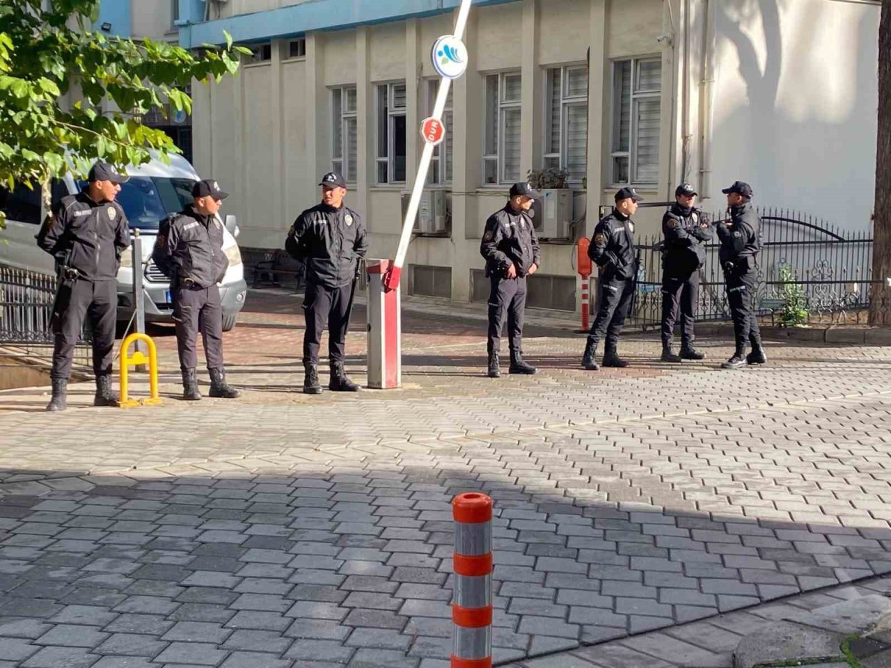 Denizli’nin Merkezefendi Belediyesine yönelik ’rüşvet’, ’ihaleye fesat karıştırma’, ’irtikap’ suçlarına