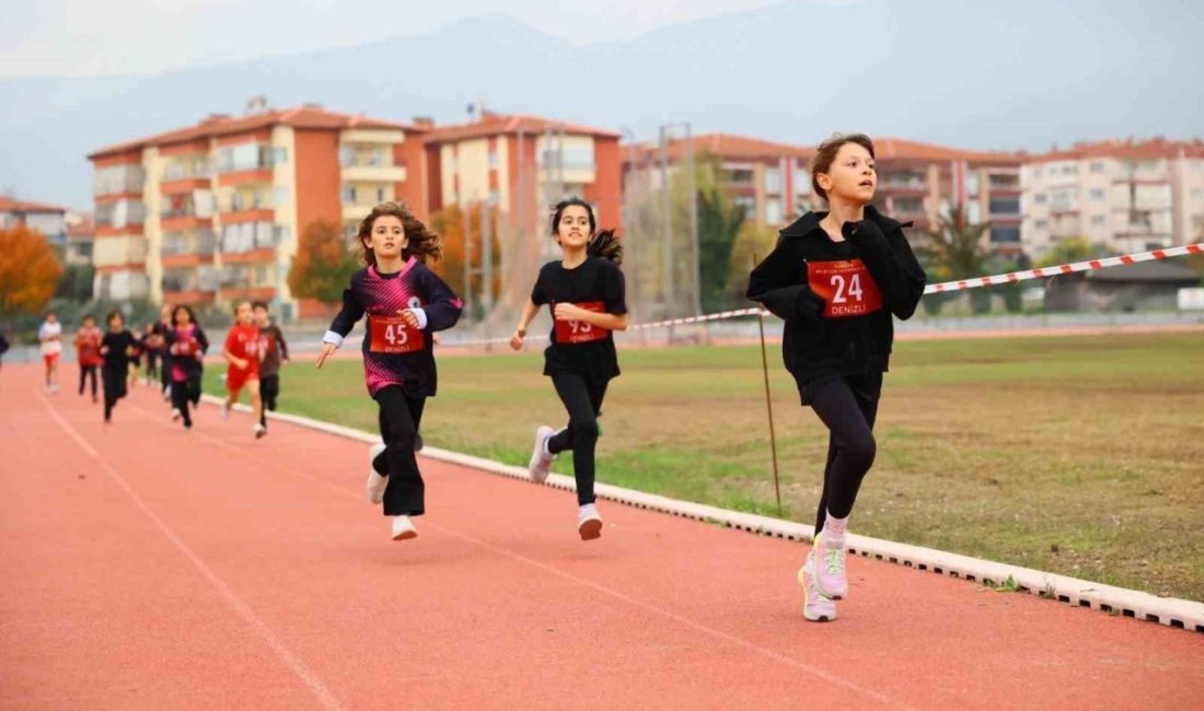 29 Ekim Cumhuriyet Bayramı kutlamaları kapsamında Merkezefendi Gençlik ve Spor
