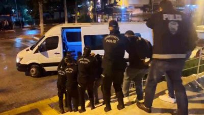 Mersin’in Gülnar ilçesinde gazino ve restoran olarak faaliyet gösteren 2